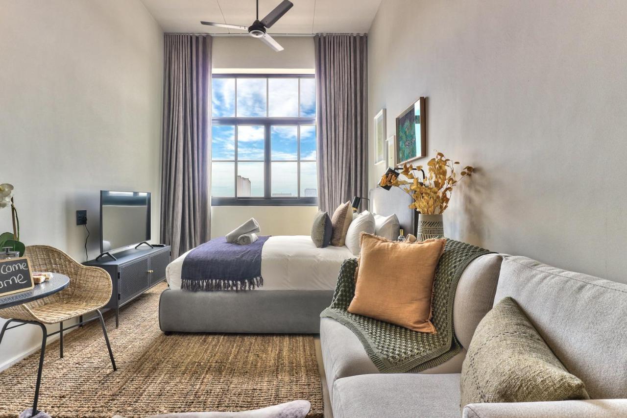 Gorgeous Designer Hideaway W/ Views At The Harri Apartment Cape Town